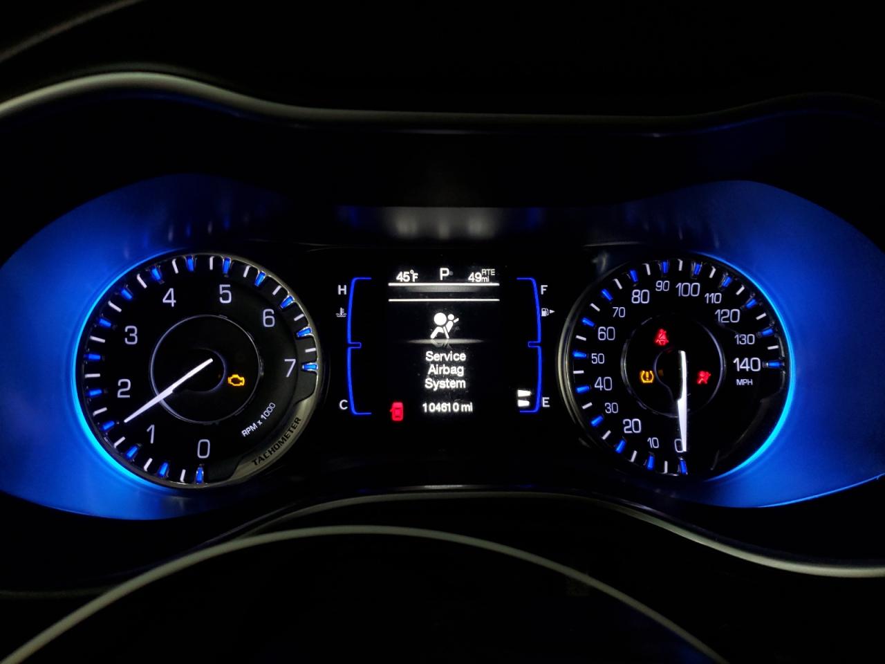2015 CHRYSLER 200 LIMITED photo 9