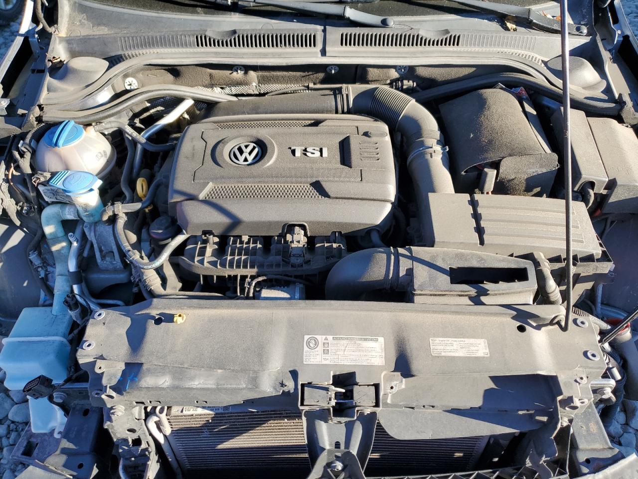 2015 VOLKSWAGEN JETTA SE photo 21