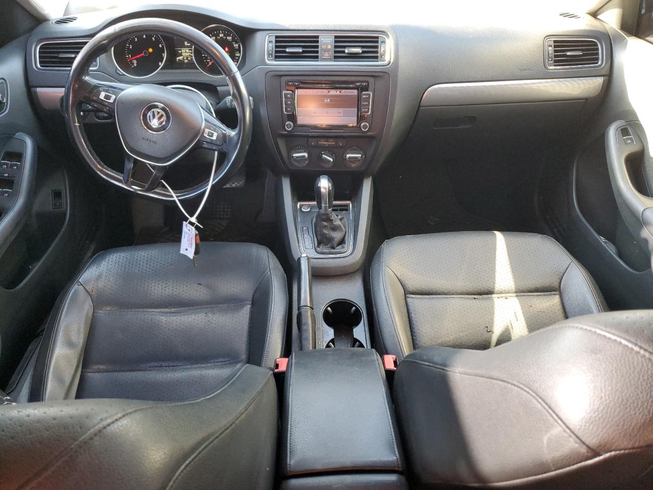 2015 VOLKSWAGEN JETTA SE photo 15