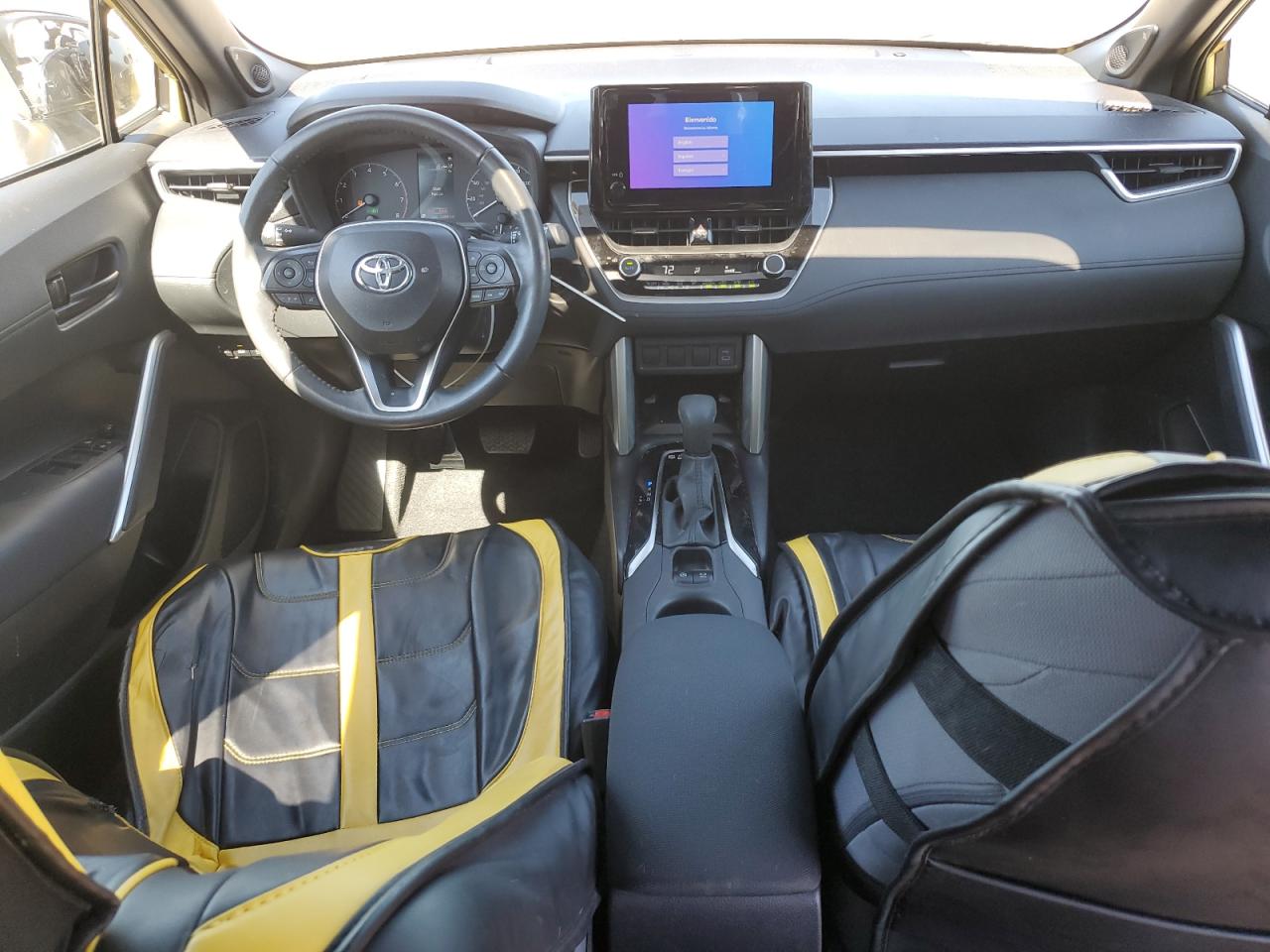 2024 TOYOTA COROLLA CROSS SE photo 8