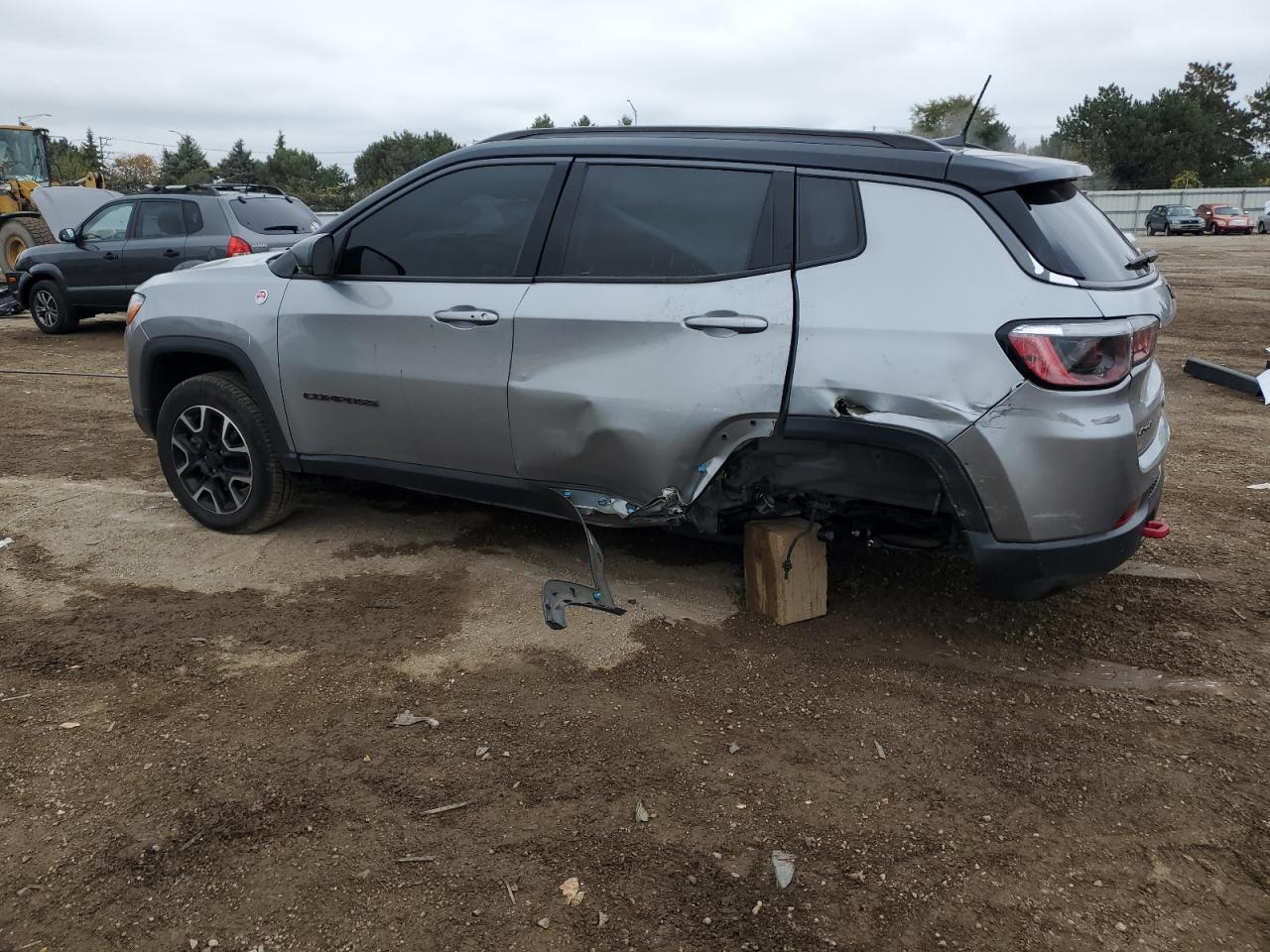 2021 JEEP COMPASS photo 3