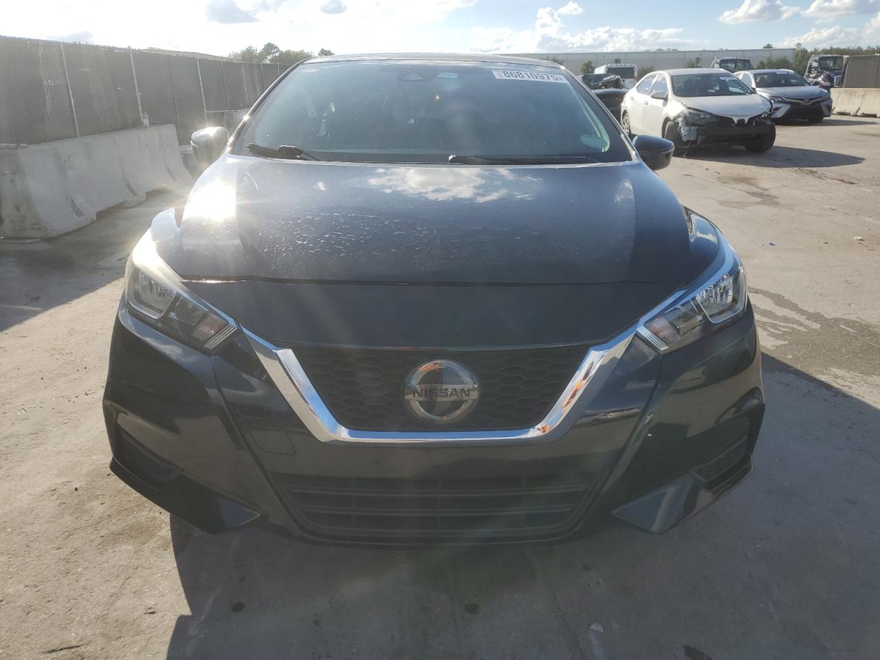 2021 NISSAN VERSA SV photo 9