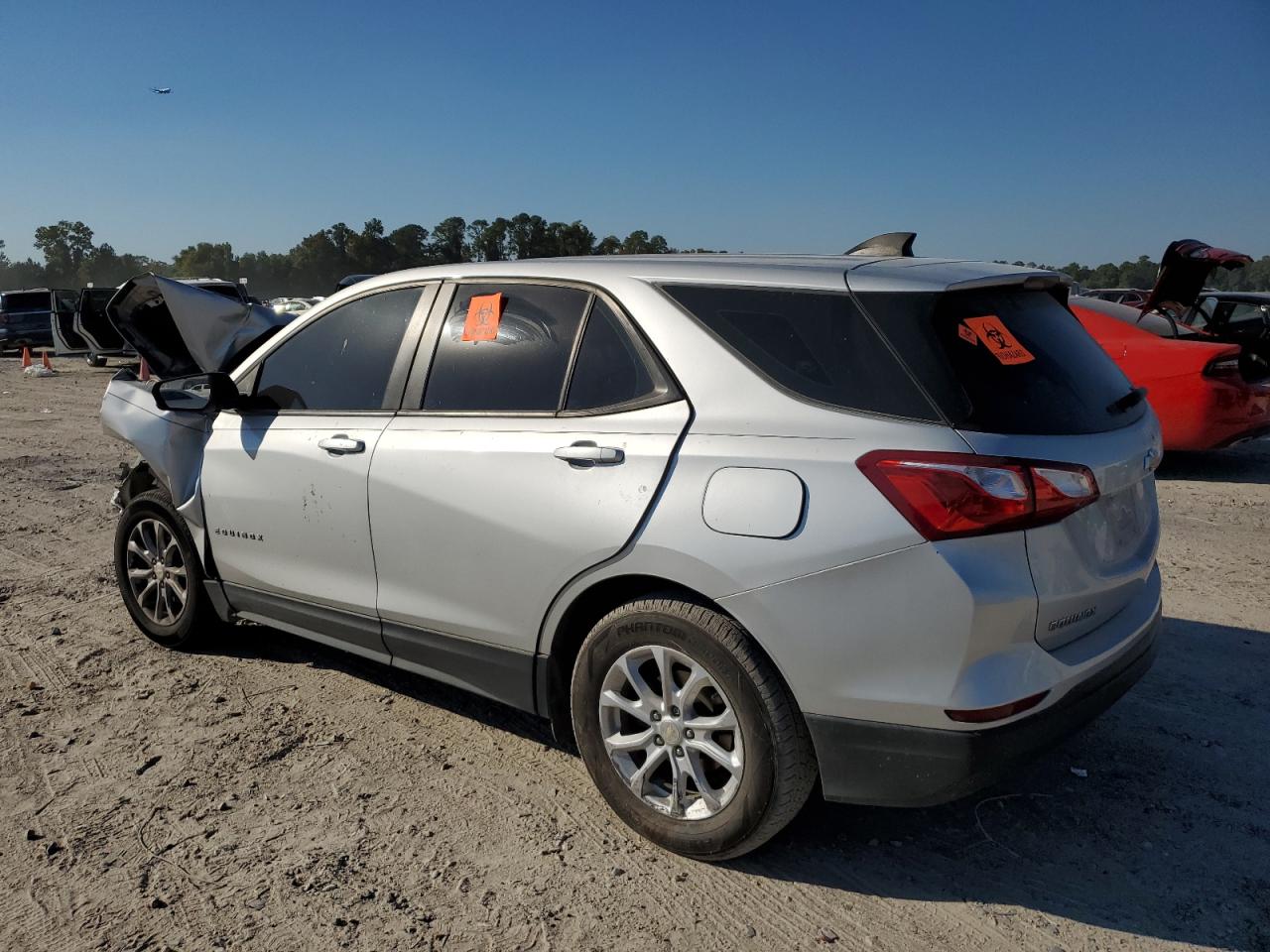 2020 CHEVROLET EQUINOX LS photo 2