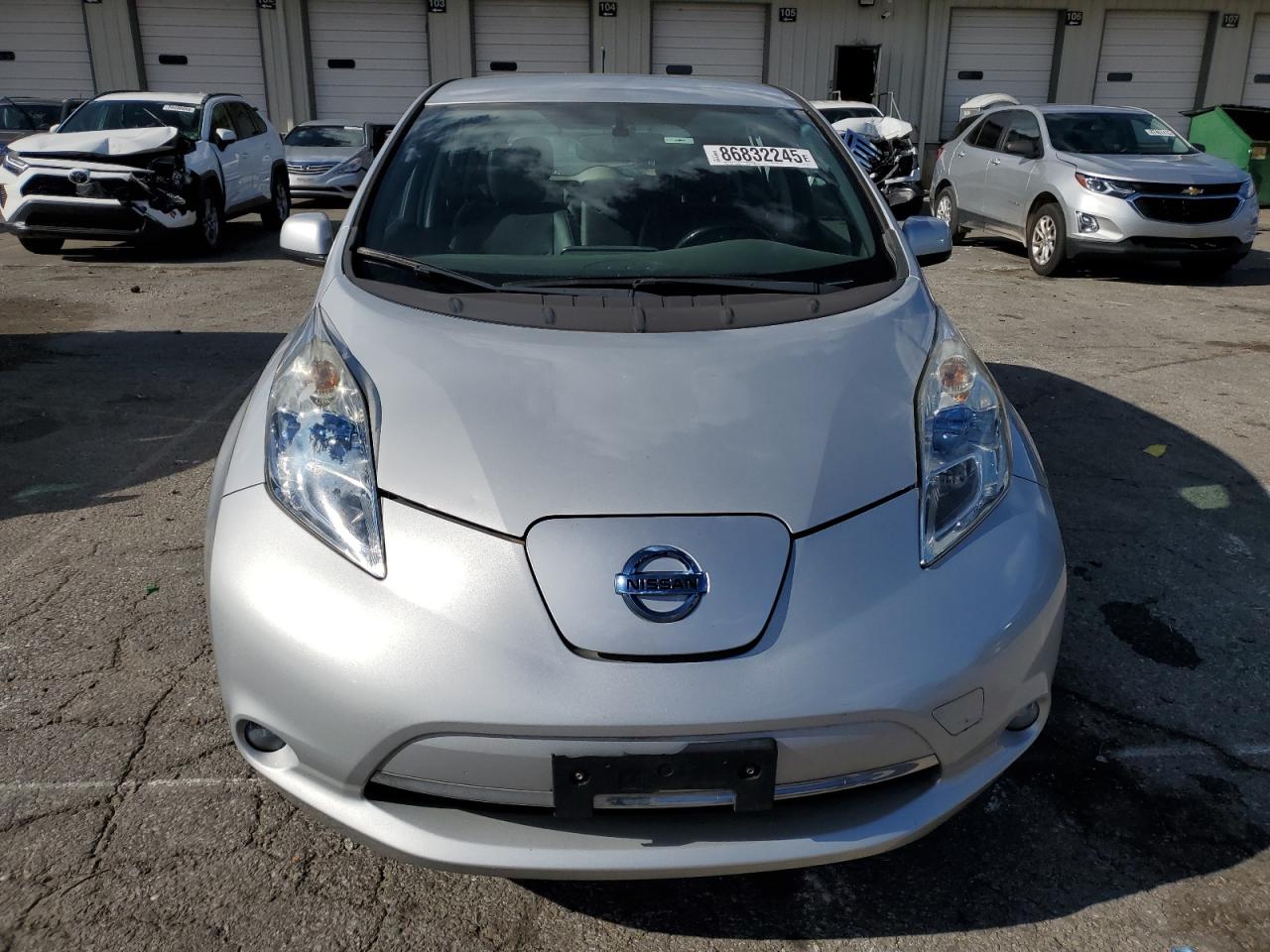 2013 NISSAN LEAF S photo 9