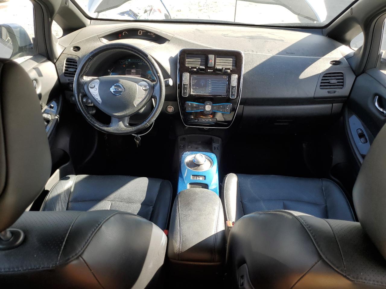 2013 NISSAN LEAF S photo 15