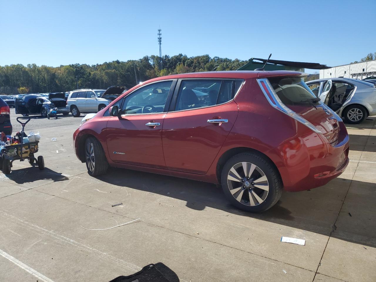2014 NISSAN LEAF S photo 3