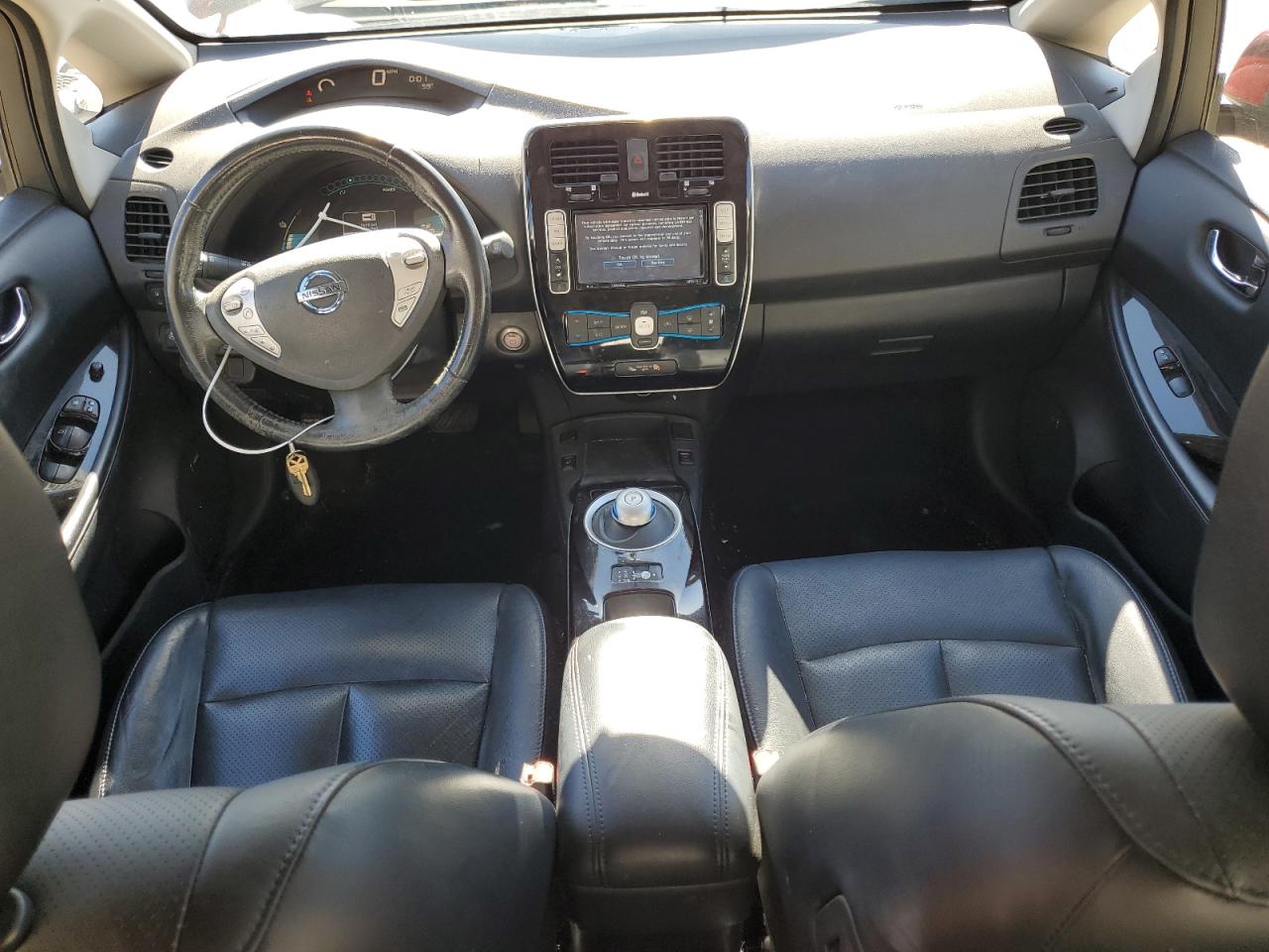 2014 NISSAN LEAF S photo 15