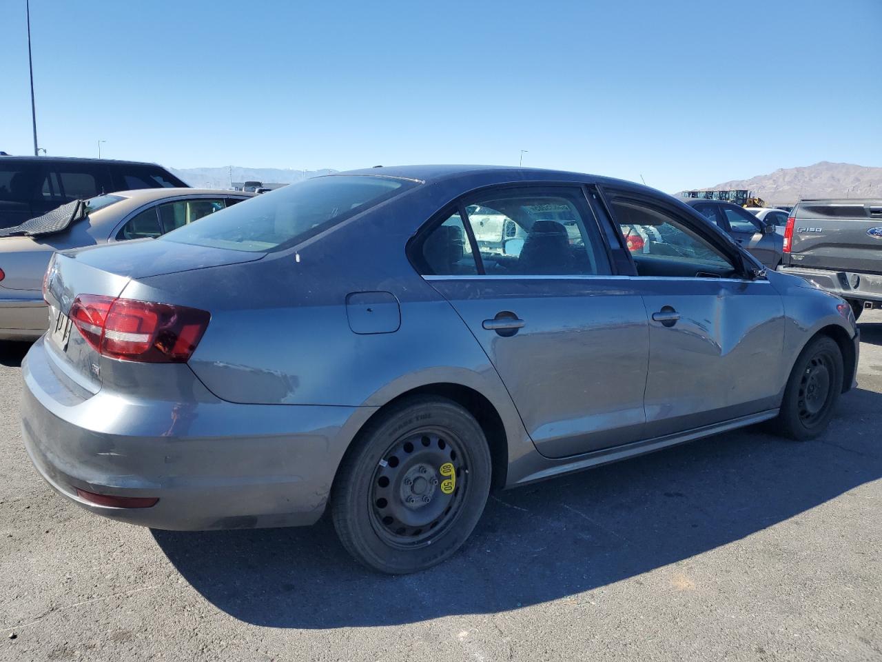 2017 VOLKSWAGEN JETTA S photo 3