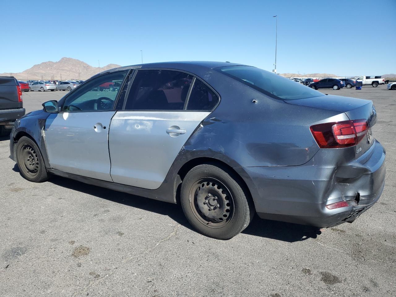 2017 VOLKSWAGEN JETTA S photo 2