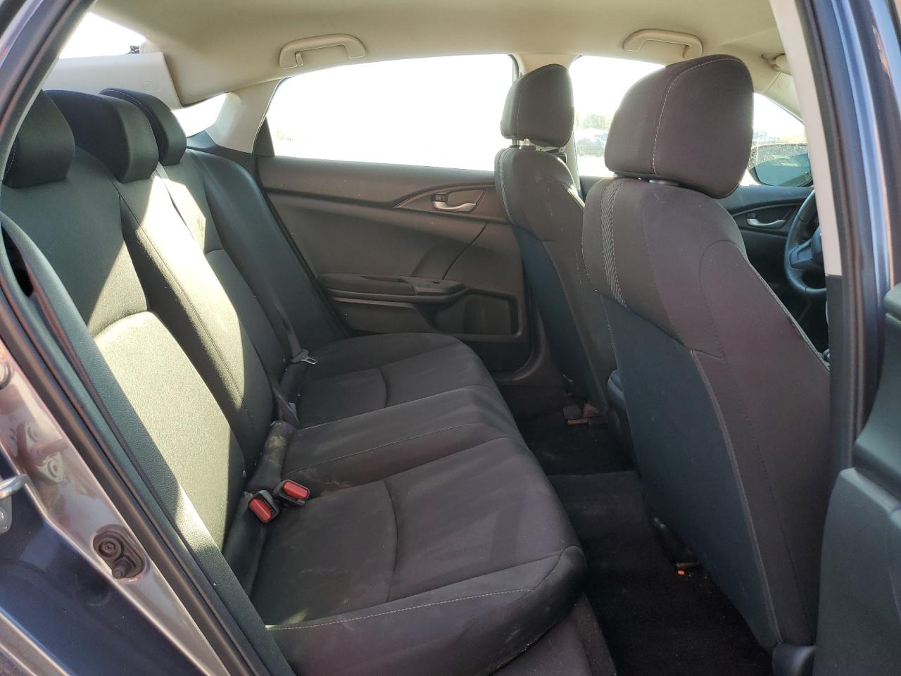 2017 HONDA CIVIC LX photo 19