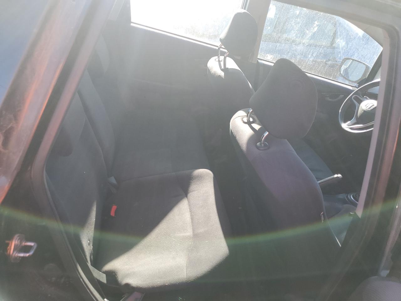2011 HONDA FIT SPORT photo 19