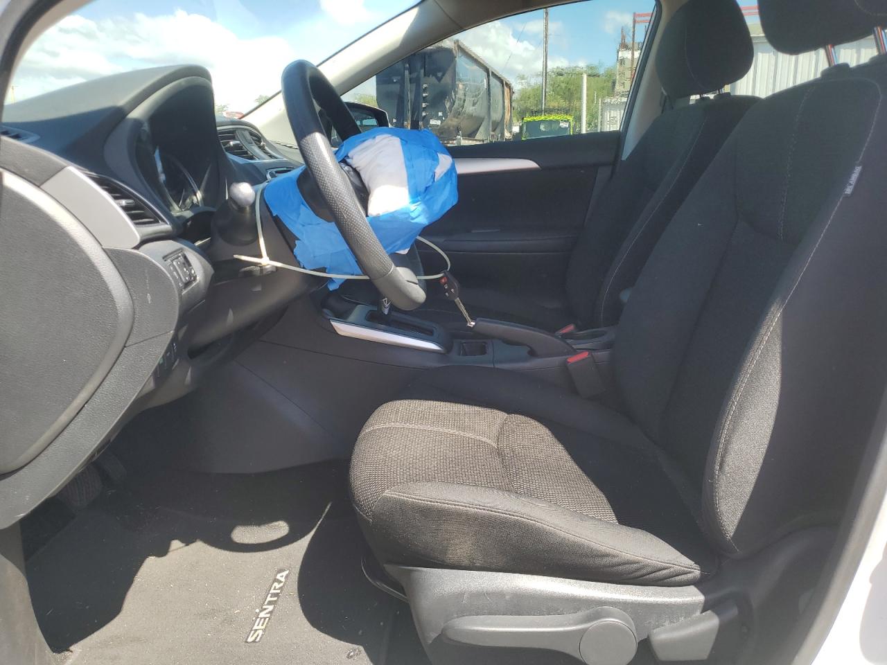2018 NISSAN SENTRA S photo 7