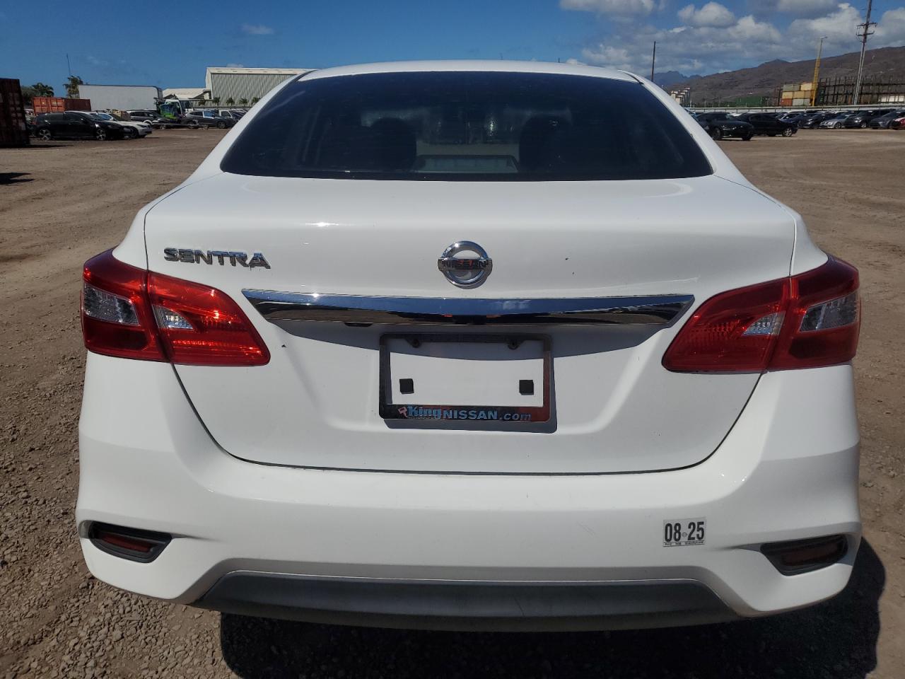 2018 NISSAN SENTRA S photo 6
