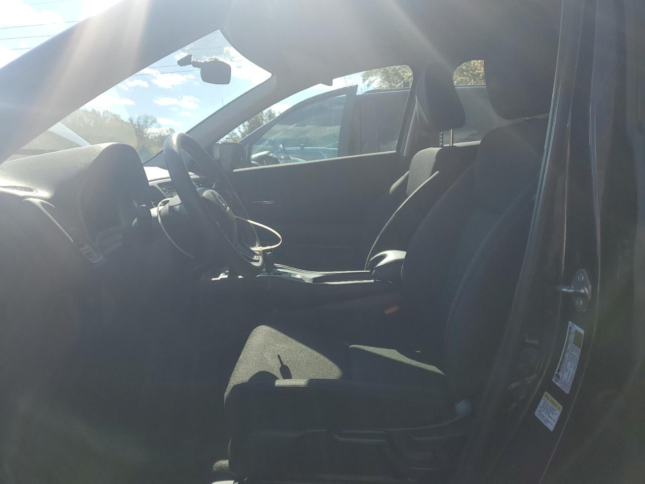 2016 HONDA HR-V LX photo 13