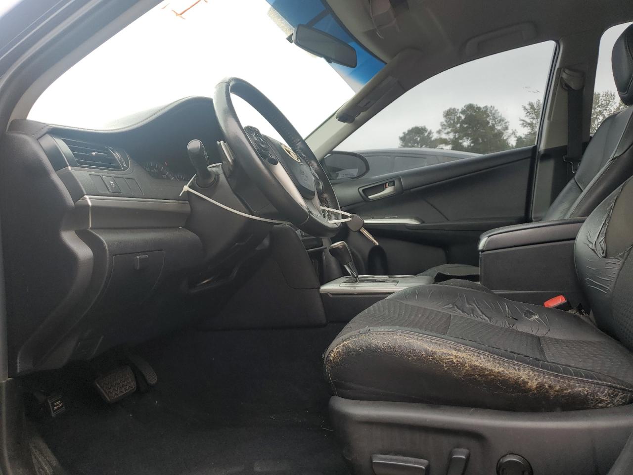 2012 TOYOTA CAMRY BASE photo 19