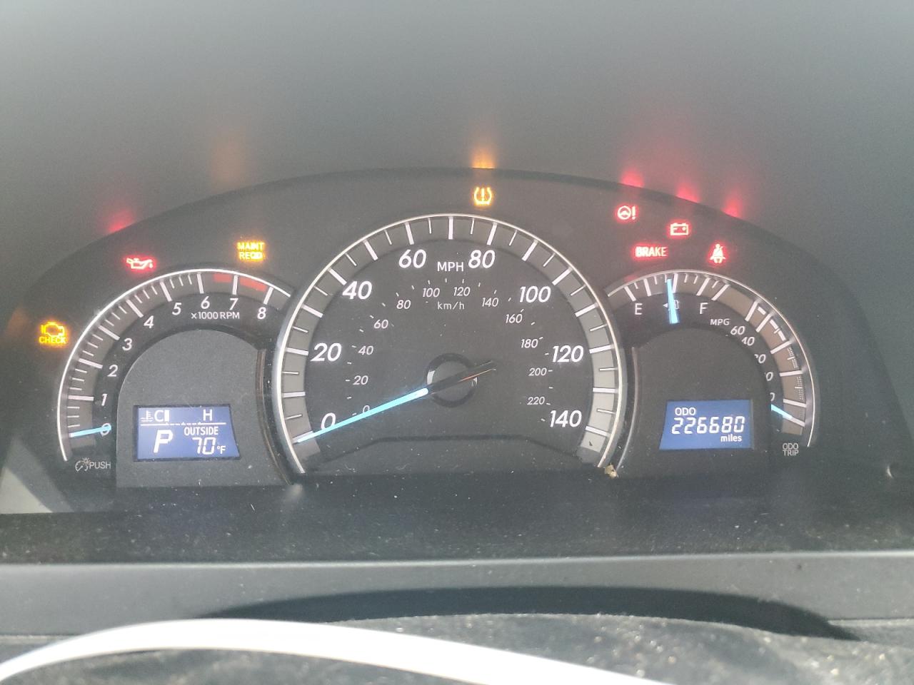 2012 TOYOTA CAMRY BASE photo 25