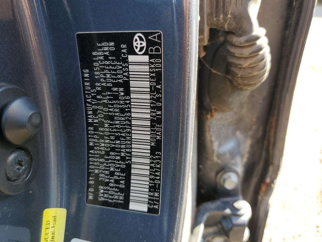 2015 TOYOTA COROLLA L photo 23