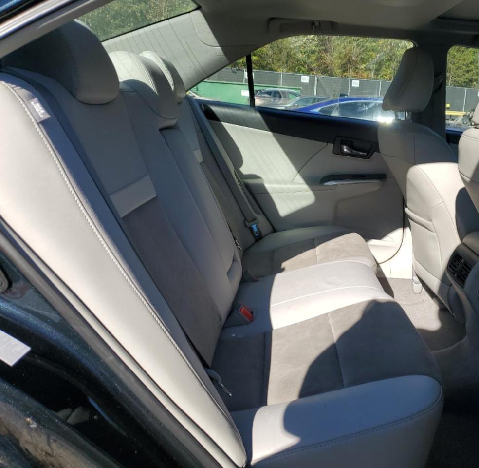 2012 TOYOTA CAMRY photo 10