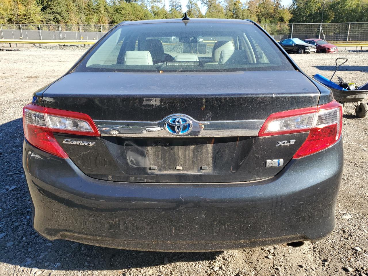 2012 TOYOTA CAMRY photo 6