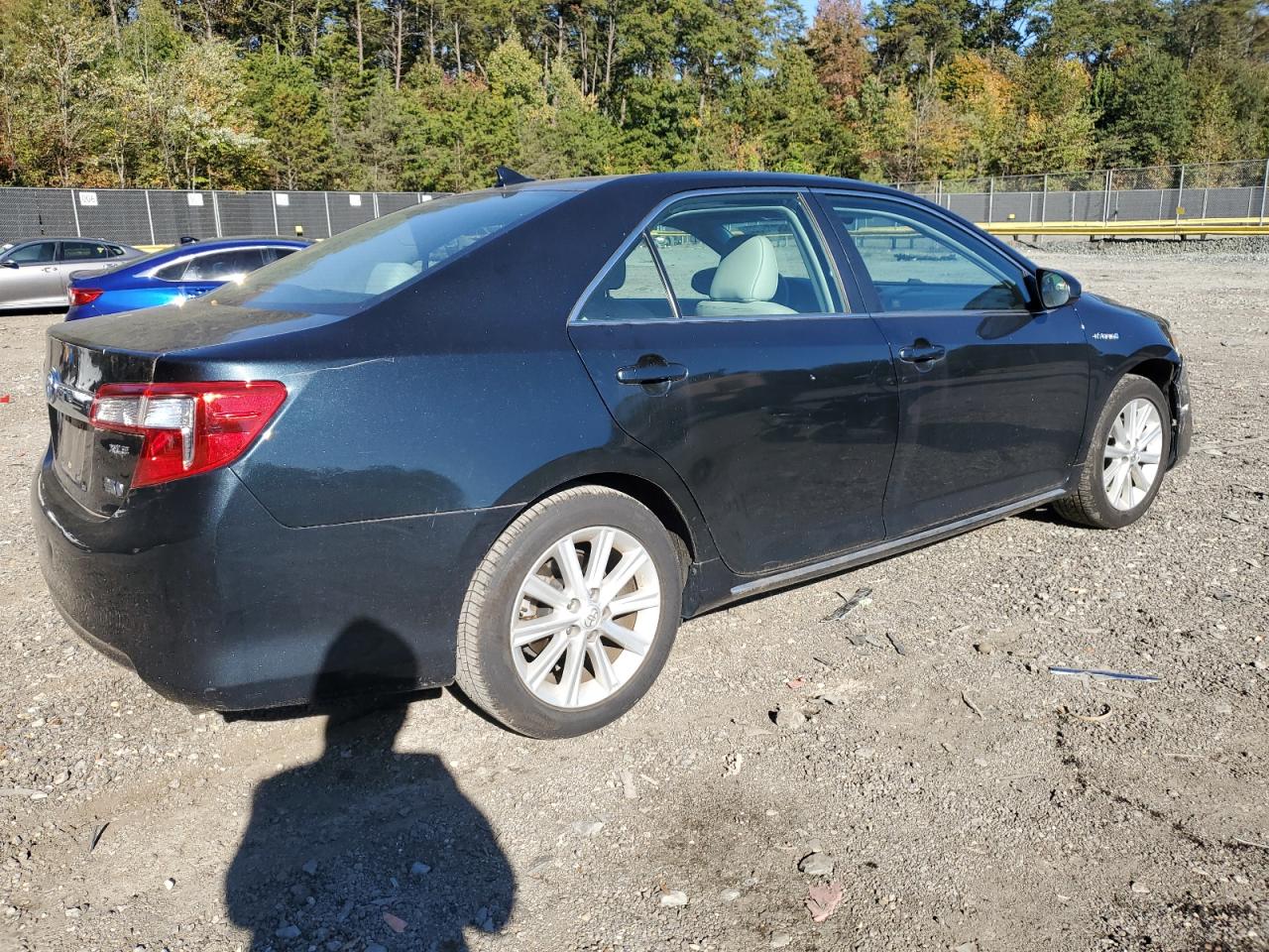 2012 TOYOTA CAMRY photo 3