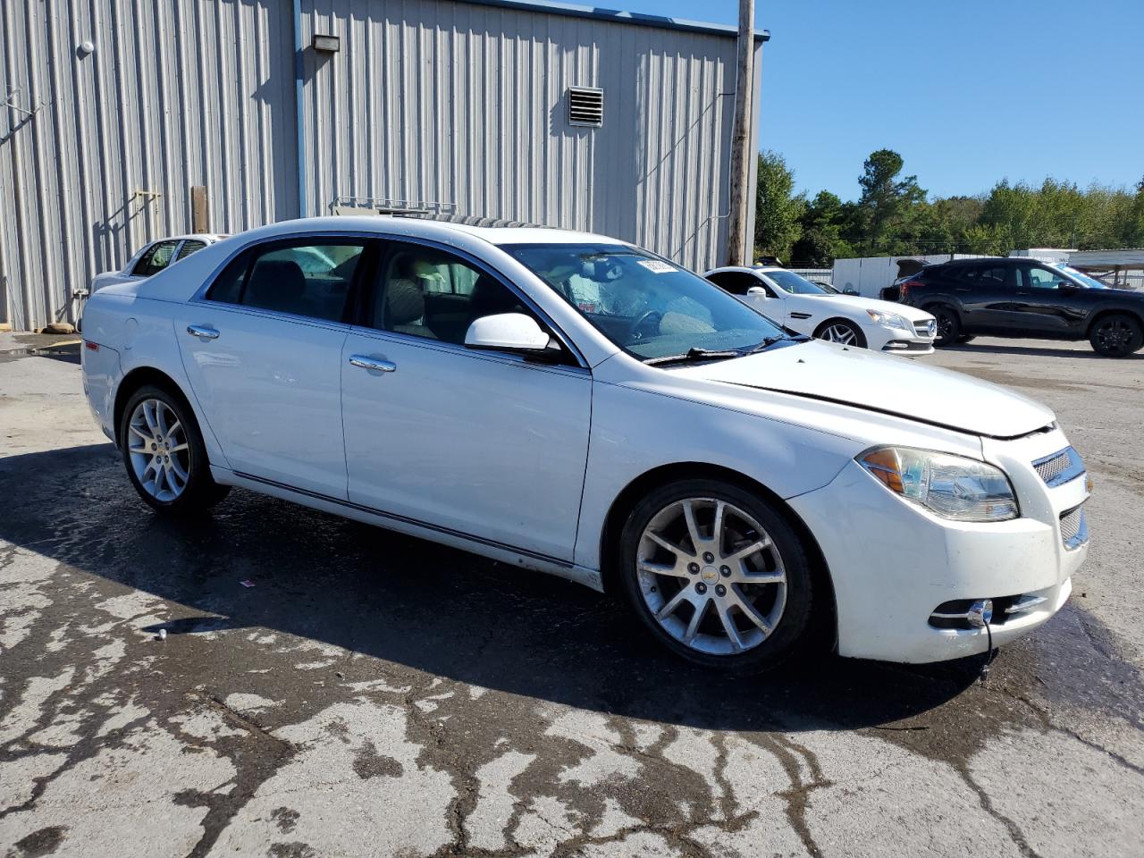 2011 CHEVROLET MALIBU LTZ photo 4