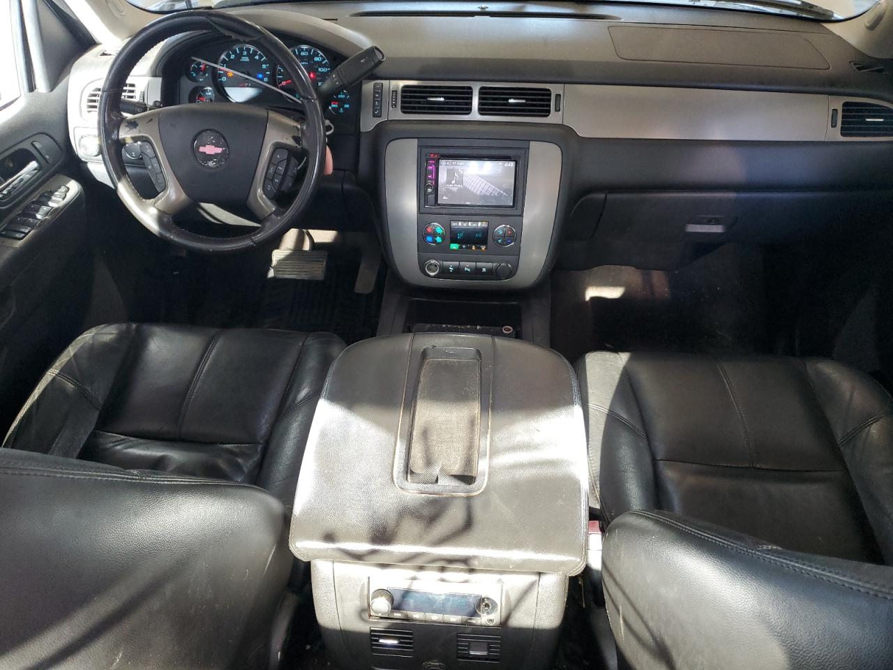 2011 CHEVROLET AVALANCHE LT photo 15