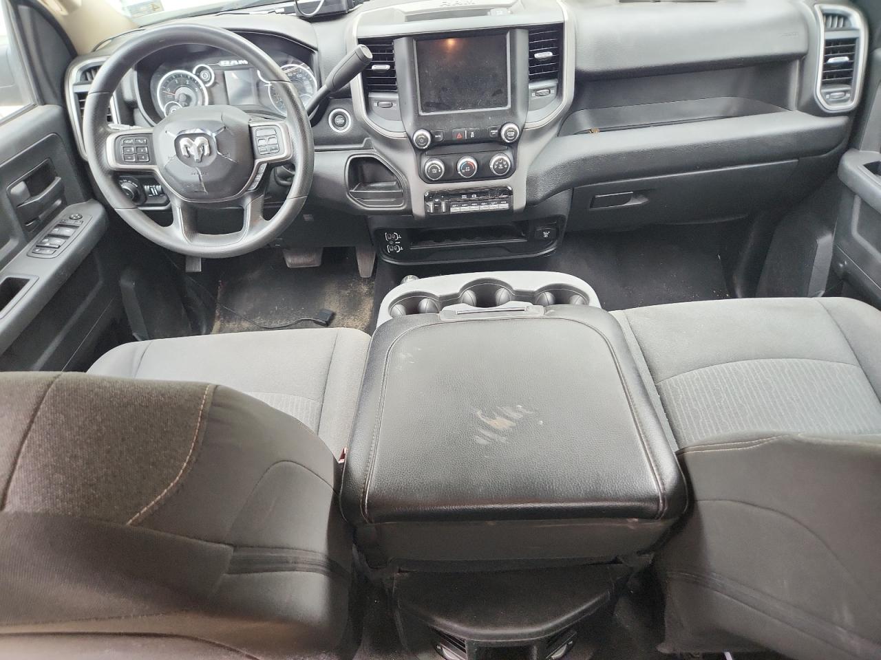2020 RAM 3500 TRADESMAN photo 15