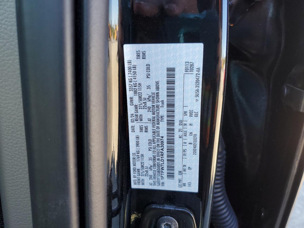 2024 FORD F150 PLATINUM photo 23