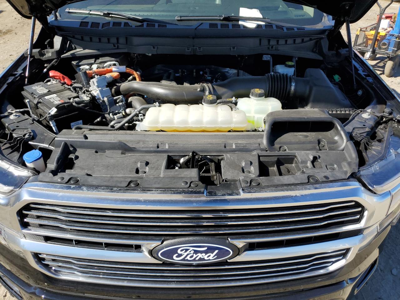 2024 FORD F150 PLATINUM photo 21