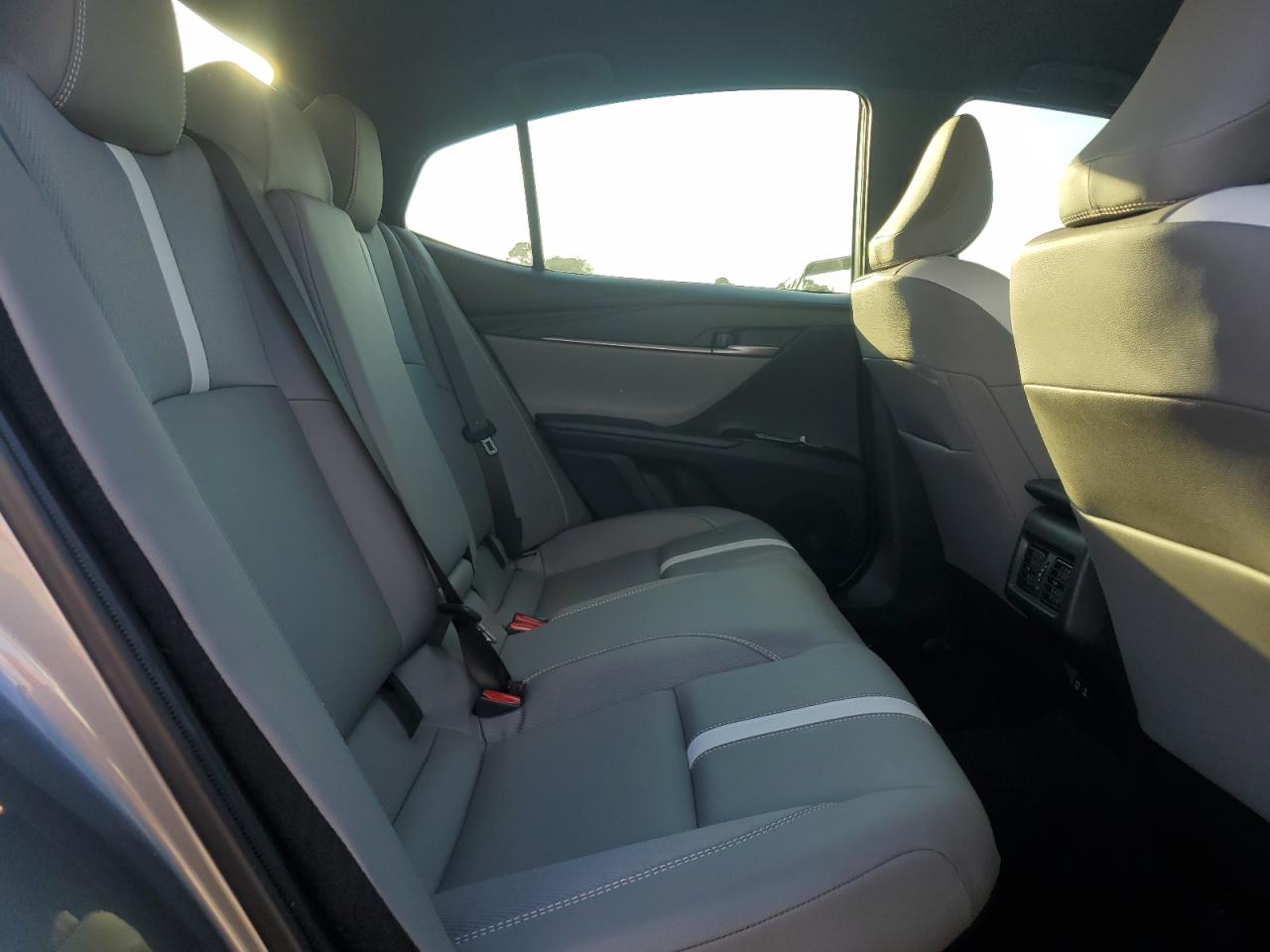 2025 TOYOTA CAMRY XSE photo 10
