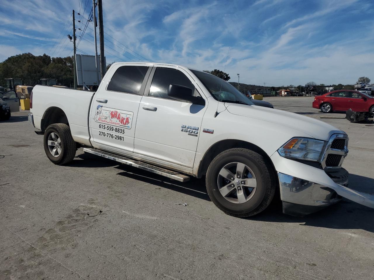 2019 RAM 1500 CLASSIC SLT photo 4