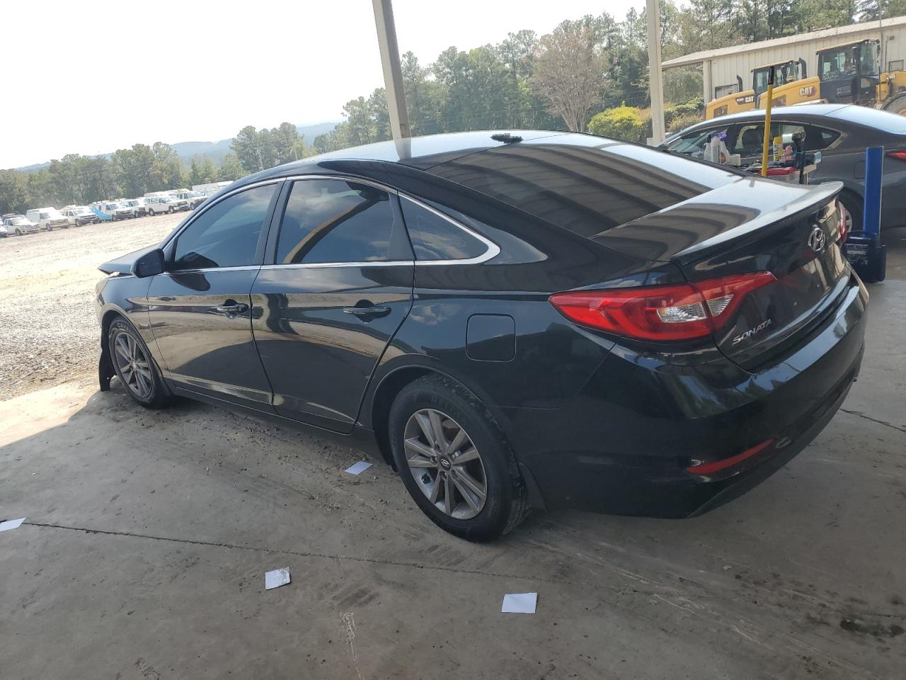 2015 HYUNDAI SONATA SE photo 2
