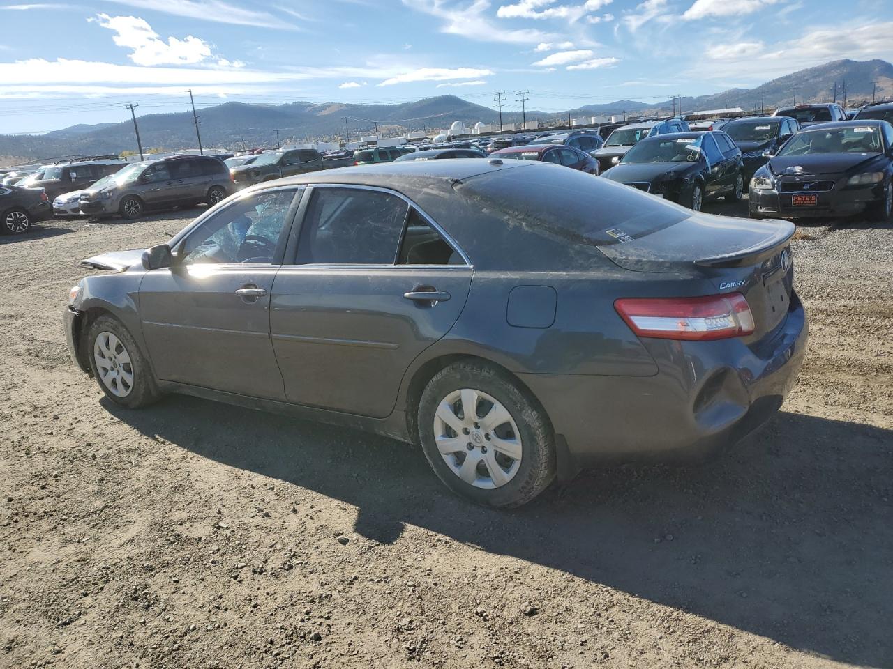 2010 TOYOTA CAMRY LE photo 2