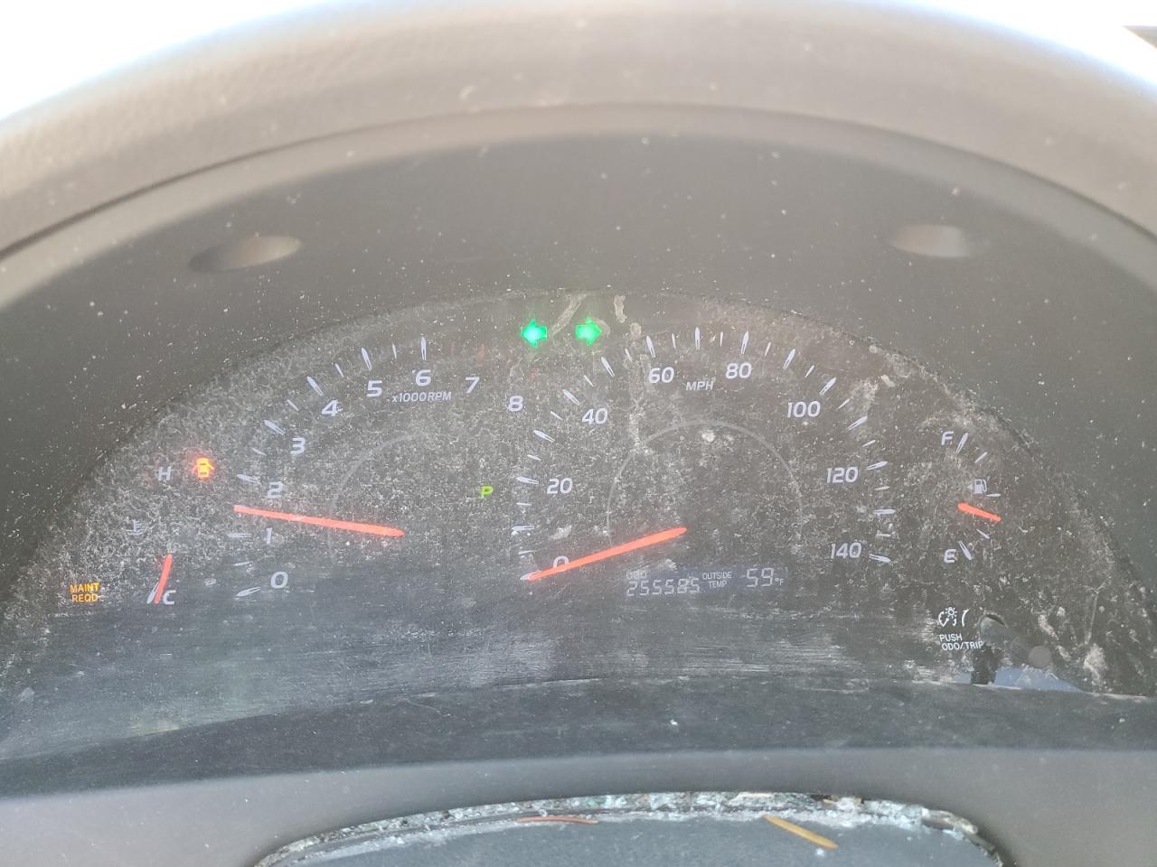 2010 TOYOTA CAMRY LE photo 9