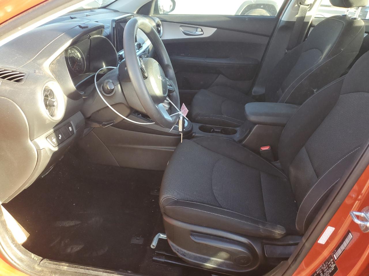 2023 KIA FORTE LX photo 13