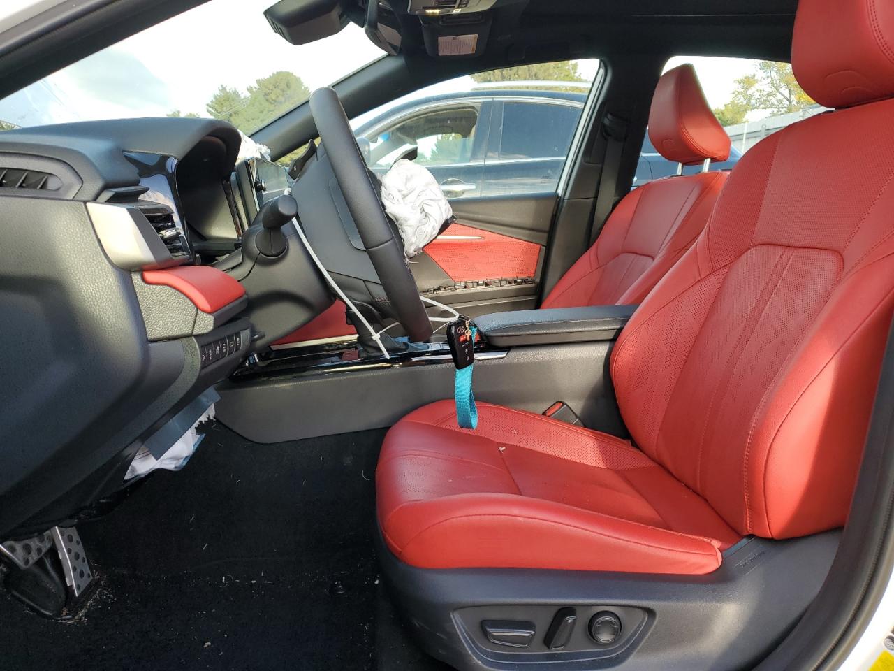 2025 TOYOTA CAMRY XSE photo 7