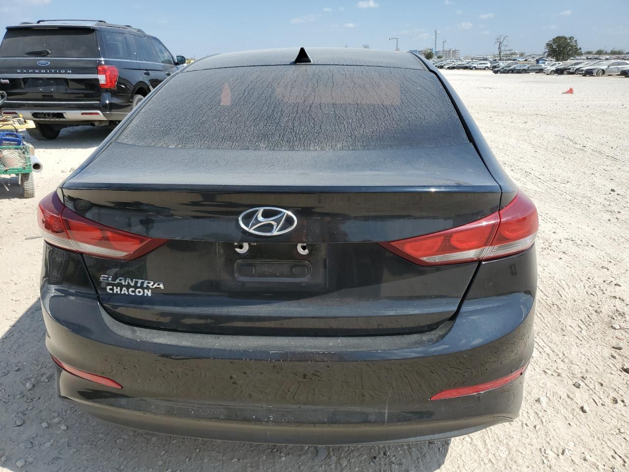 2017 HYUNDAI ELANTRA SE photo 6