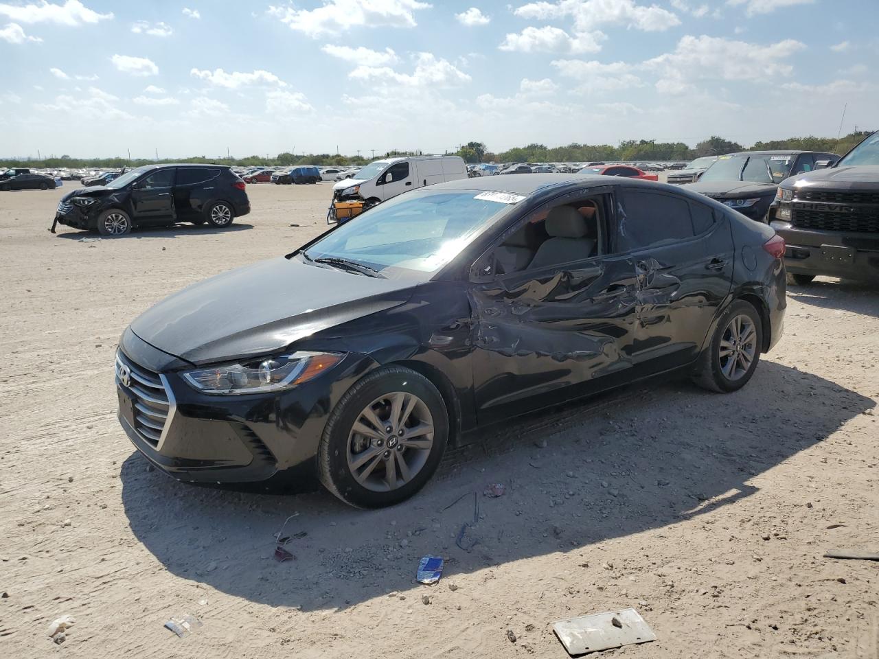 2017 HYUNDAI ELANTRA