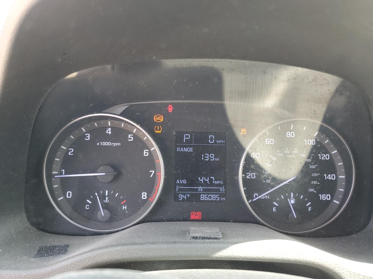 2017 HYUNDAI ELANTRA SE photo 9