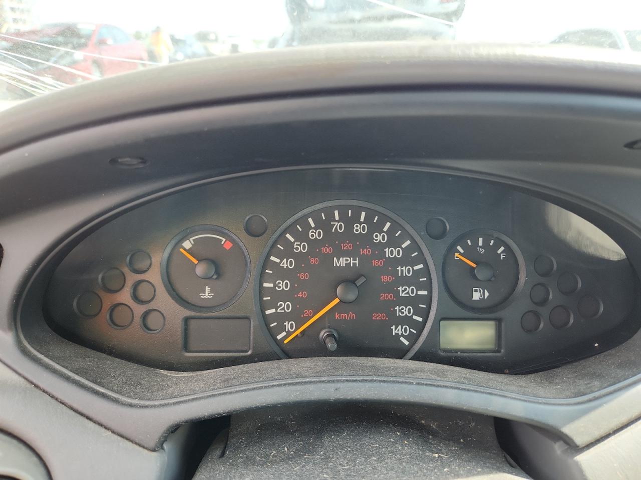 2002 FORD FOCUS SE photo 25