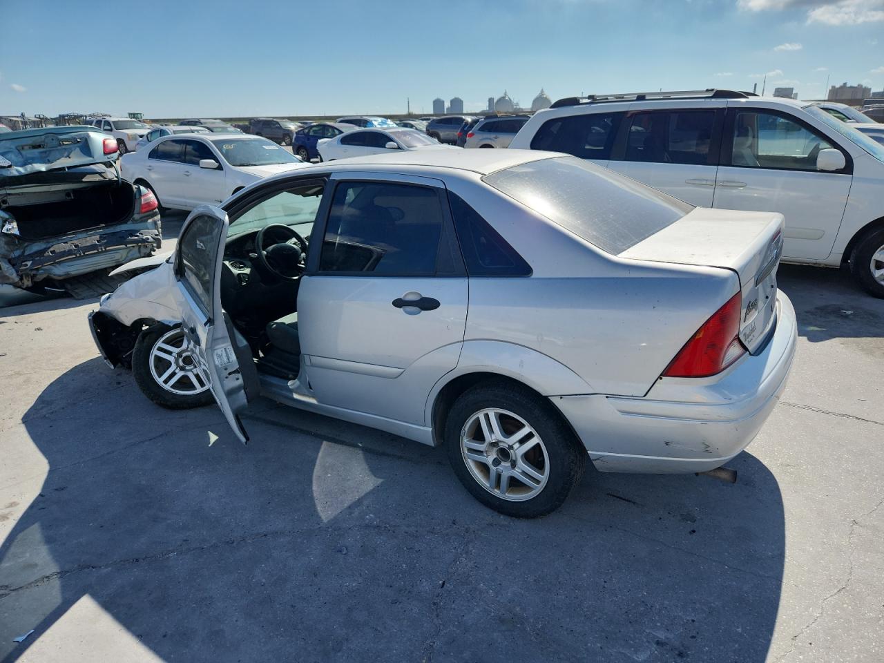 2002 FORD FOCUS SE photo 4