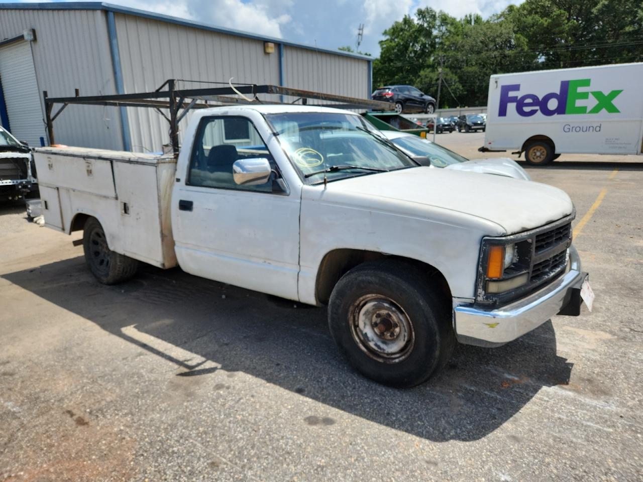 1998 CHEVROLET GMT-400 C2500 photo 13