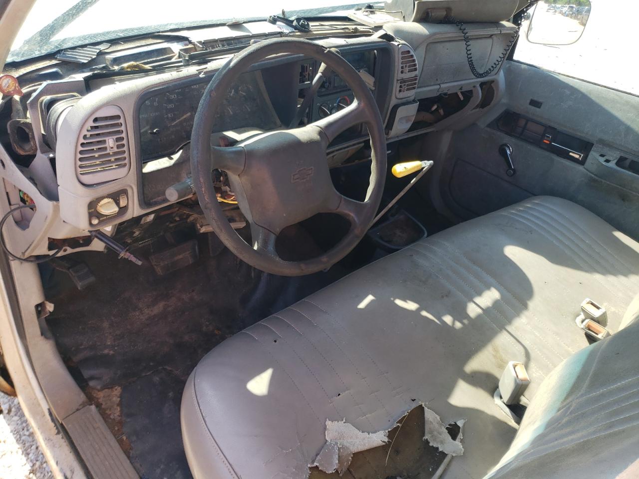 1998 CHEVROLET GMT-400 C2500 photo 29