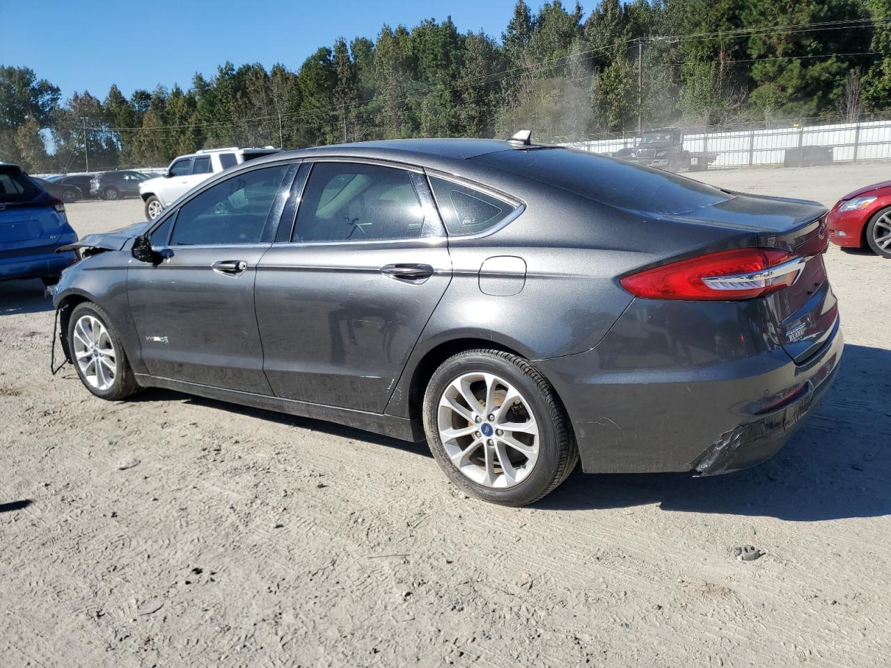 2019 FORD FUSION SE photo 2