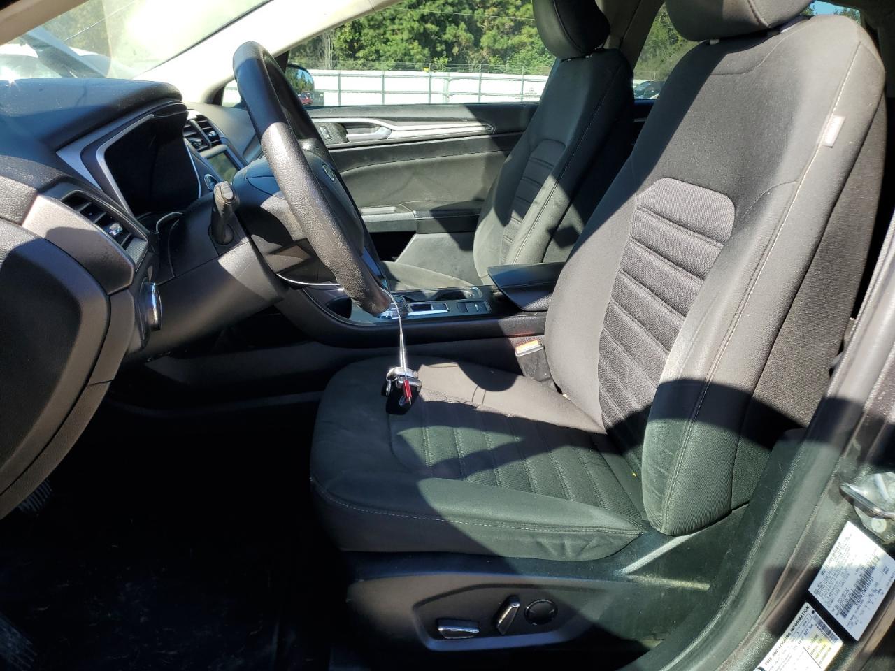 2019 FORD FUSION SE photo 7