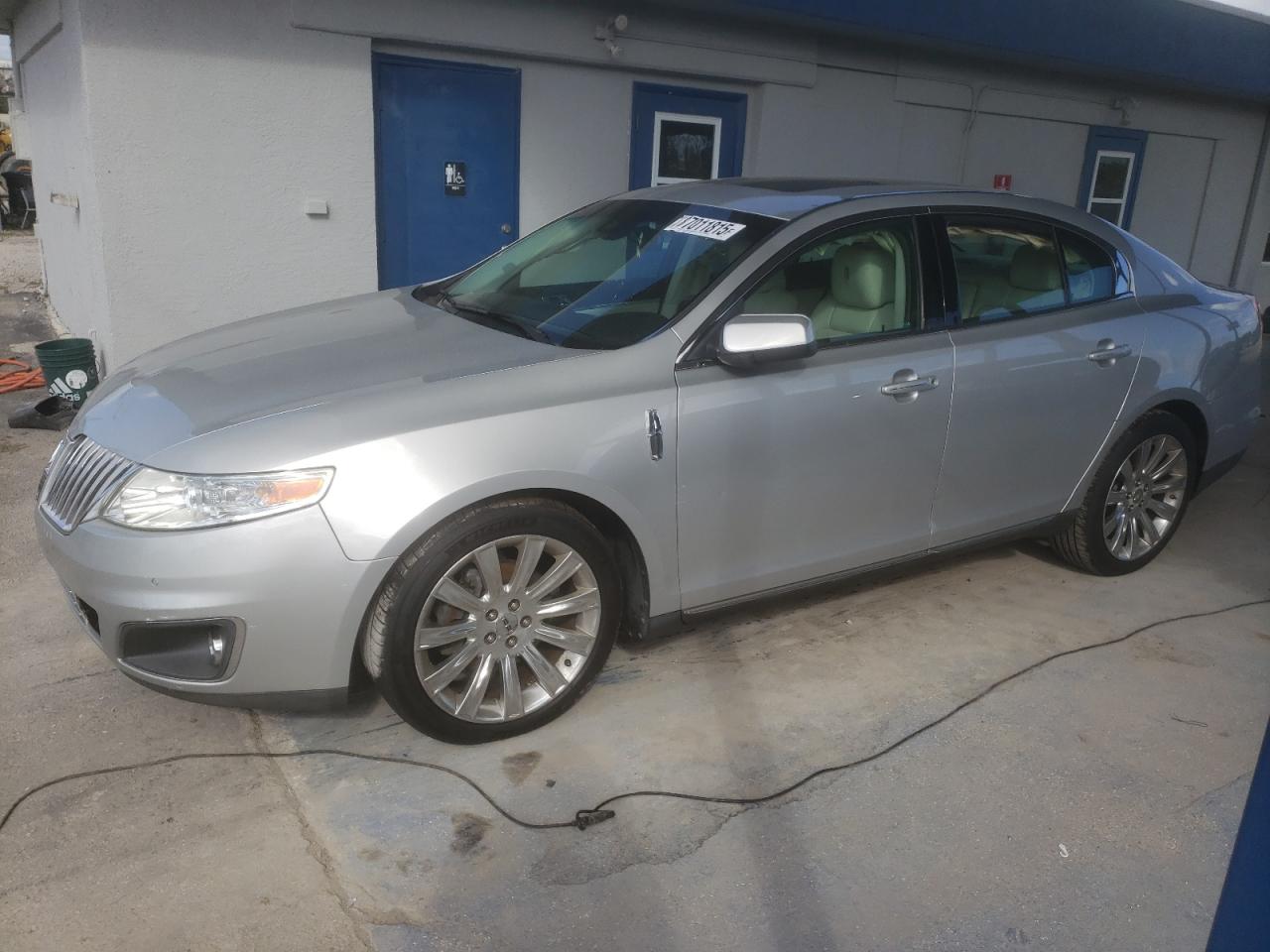 2009 LINCOLN MKS