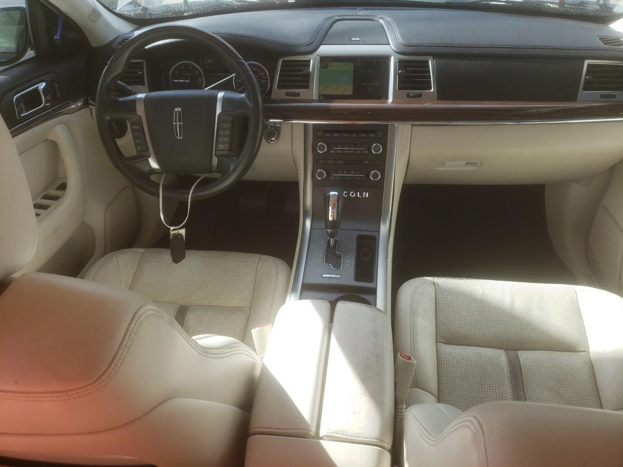 2009 LINCOLN MKS photo 8