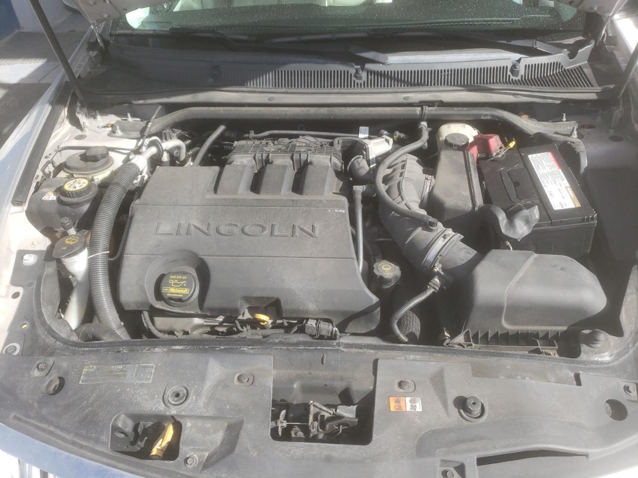 2009 LINCOLN MKS photo 11