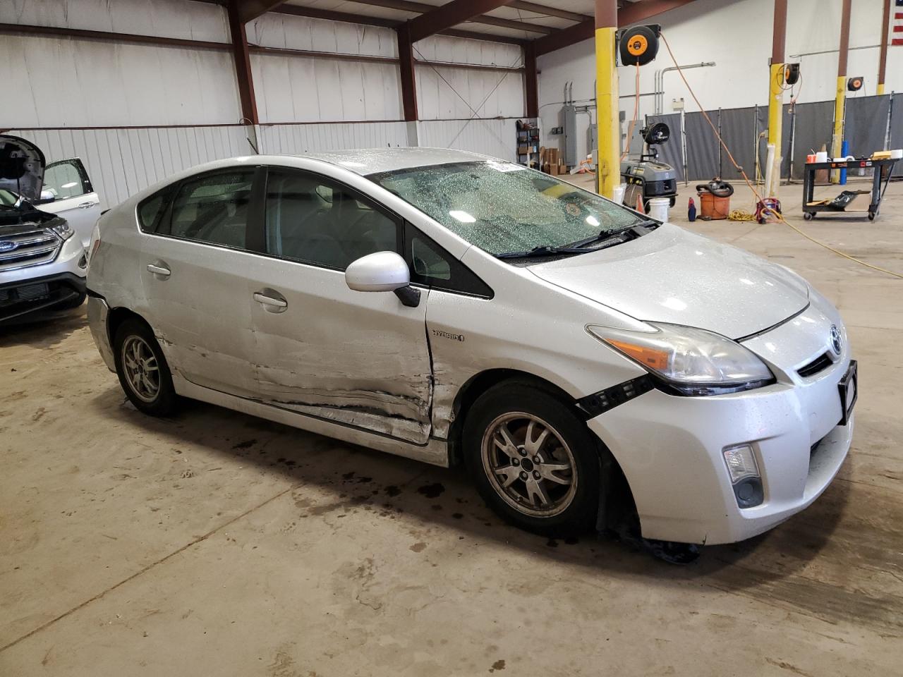 2011 TOYOTA PRIUS photo 10