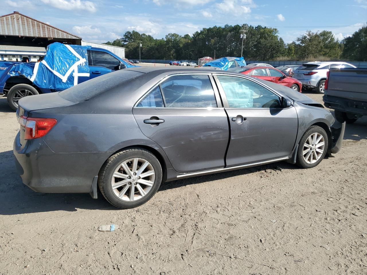 2012 TOYOTA CAMRY BASE photo 3